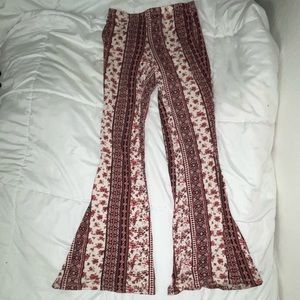 AMERICAN EAGLE flare yoga pants size medium